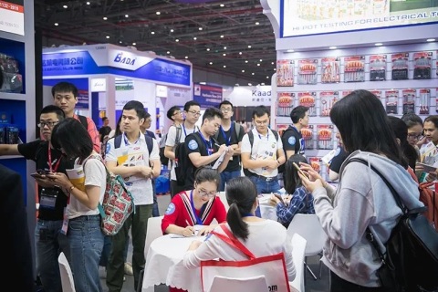 上海国际建筑五金、紧固件展览会展会现场图片