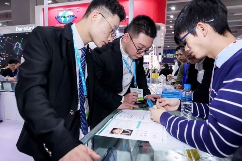 中国上海国际口腔设备器材展览会CDS展会现场图片