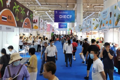 大连进出口商品交易会展会现场图片