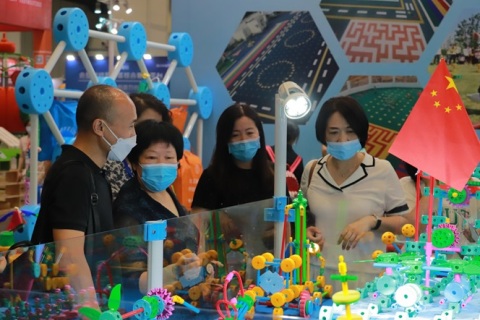 郑州欧亚幼儿教育展览会展会现场图片