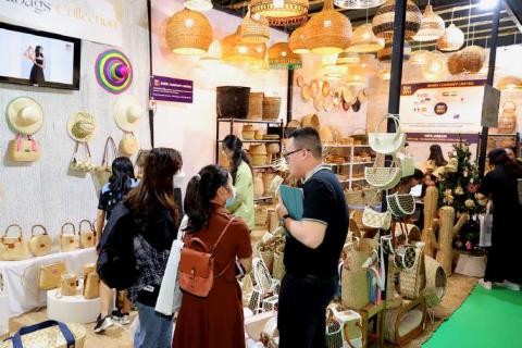 越南（东盟）国际木工家具及家居用品博览会展会现场图片