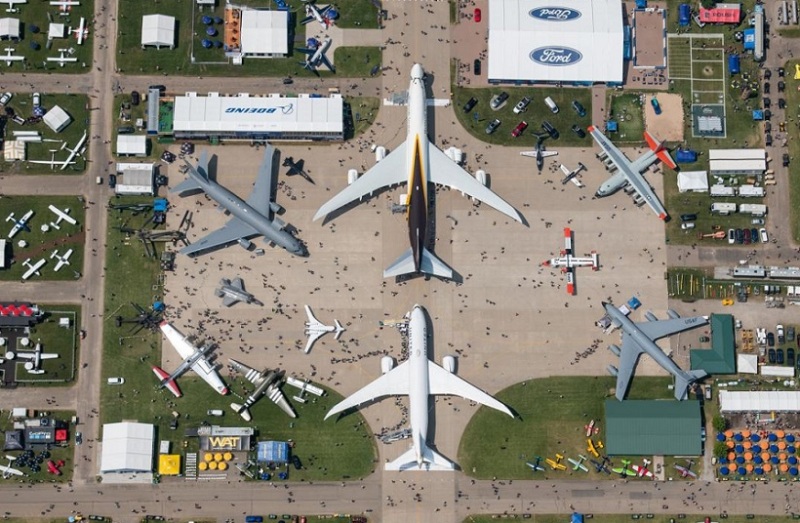 美国奥什科什航空展览会