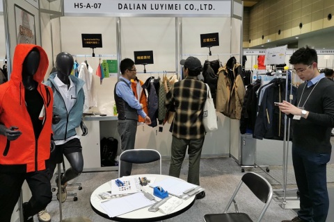 日本东京服装成衣展览会展会现场图片