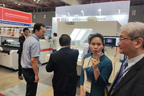 越南胡志明皮革及鞋机鞋材展览会展会现场图片