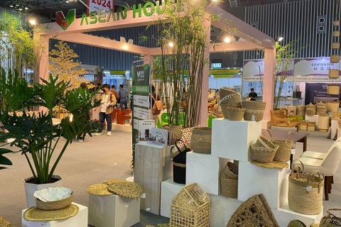 越南胡志明家具及配件展览会展会现场图片