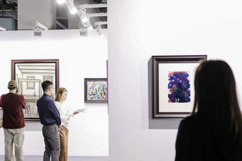 香港廿一现当代艺术博览会展会现场图片