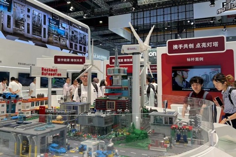 东北沈阳国际塑料橡胶机械工业展览会展会现场图片