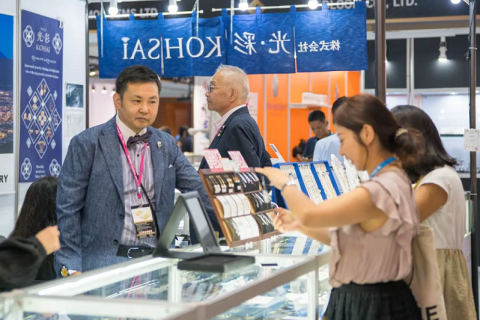 泰国曼谷春季珠宝钟表及宝石展览会展会现场图片